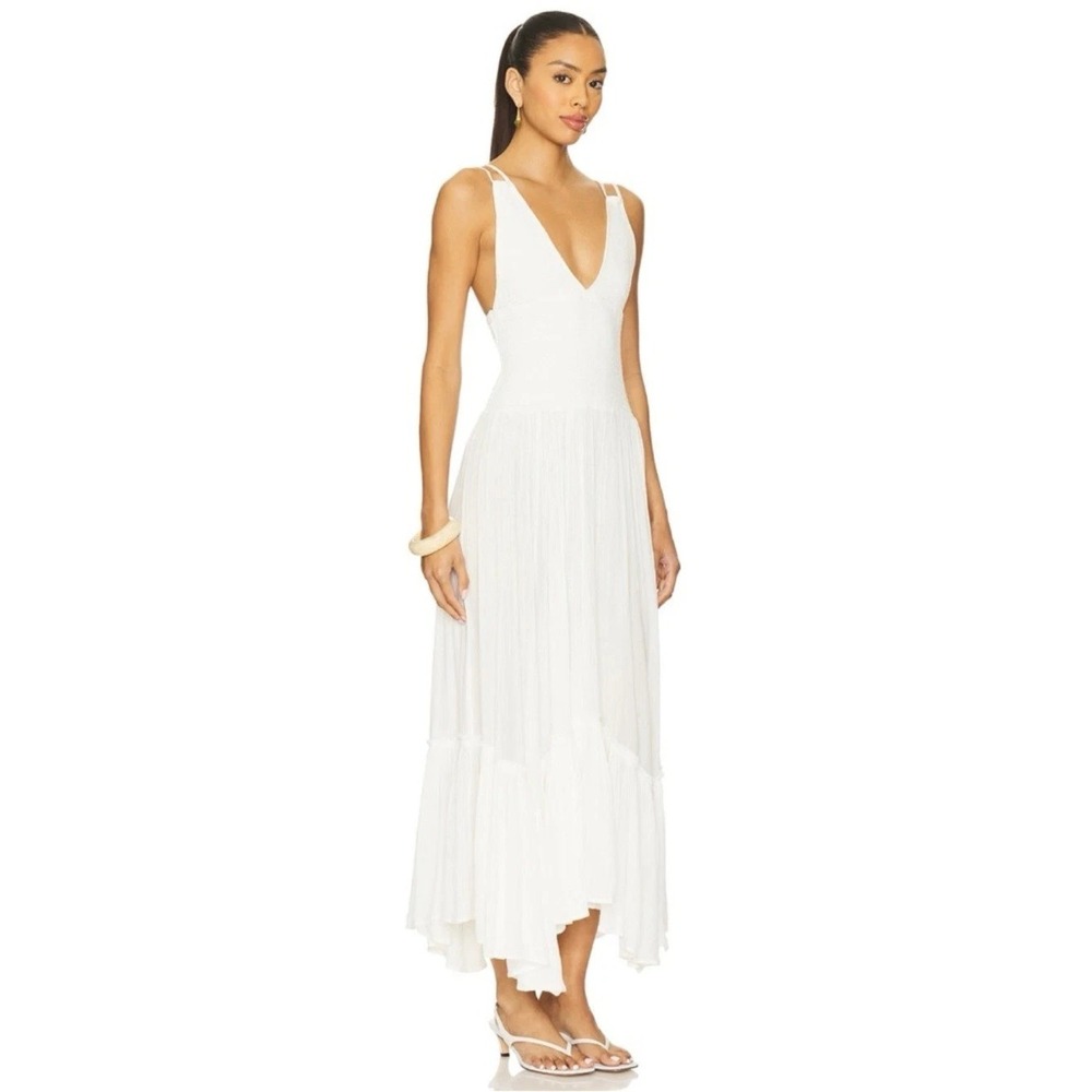Free People Fun In The Sun Maxi Dress Size Medium White Smocked Tiered - Picture 2 of 7